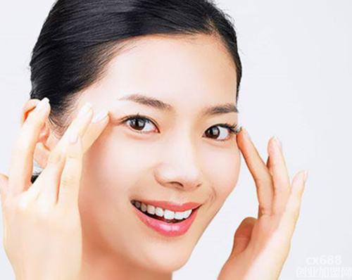 眼周肌肤如何保养？眼周肌肤保养技巧