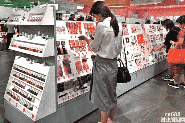 调色师化妆品加盟