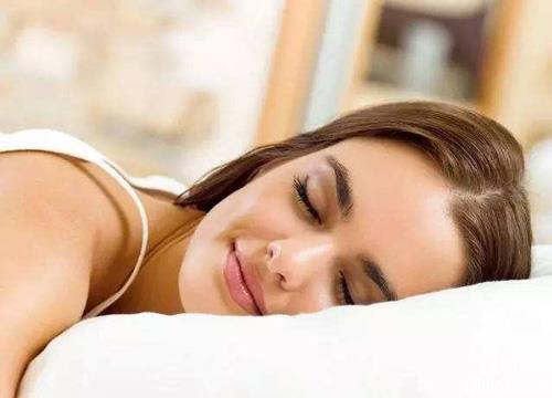 眼部怎么保养没有皱纹？眼部保养方法技巧