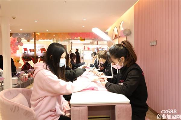 千雅美甲美容会所加盟