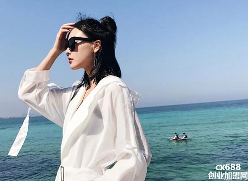 如何保持年轻？皮肤保持年轻的护肤技巧，防晒女生图片