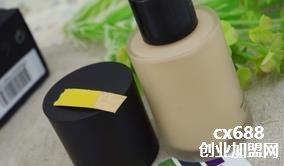 阿玛尼粉底液好用吗,阿玛尼粉底液怎么样