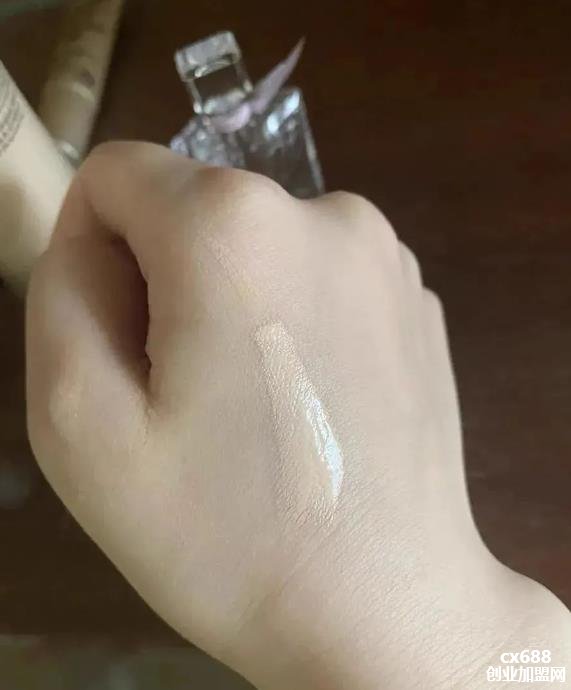 什么粉底液好用,6款大牌粉底液推荐