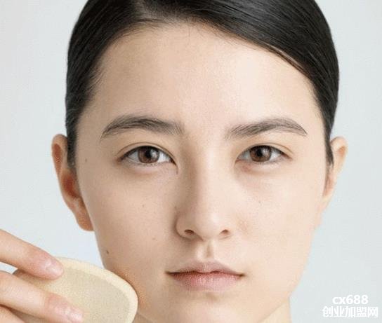 夏天底妆的正确步骤？夏天底妆的注意事项有哪些？